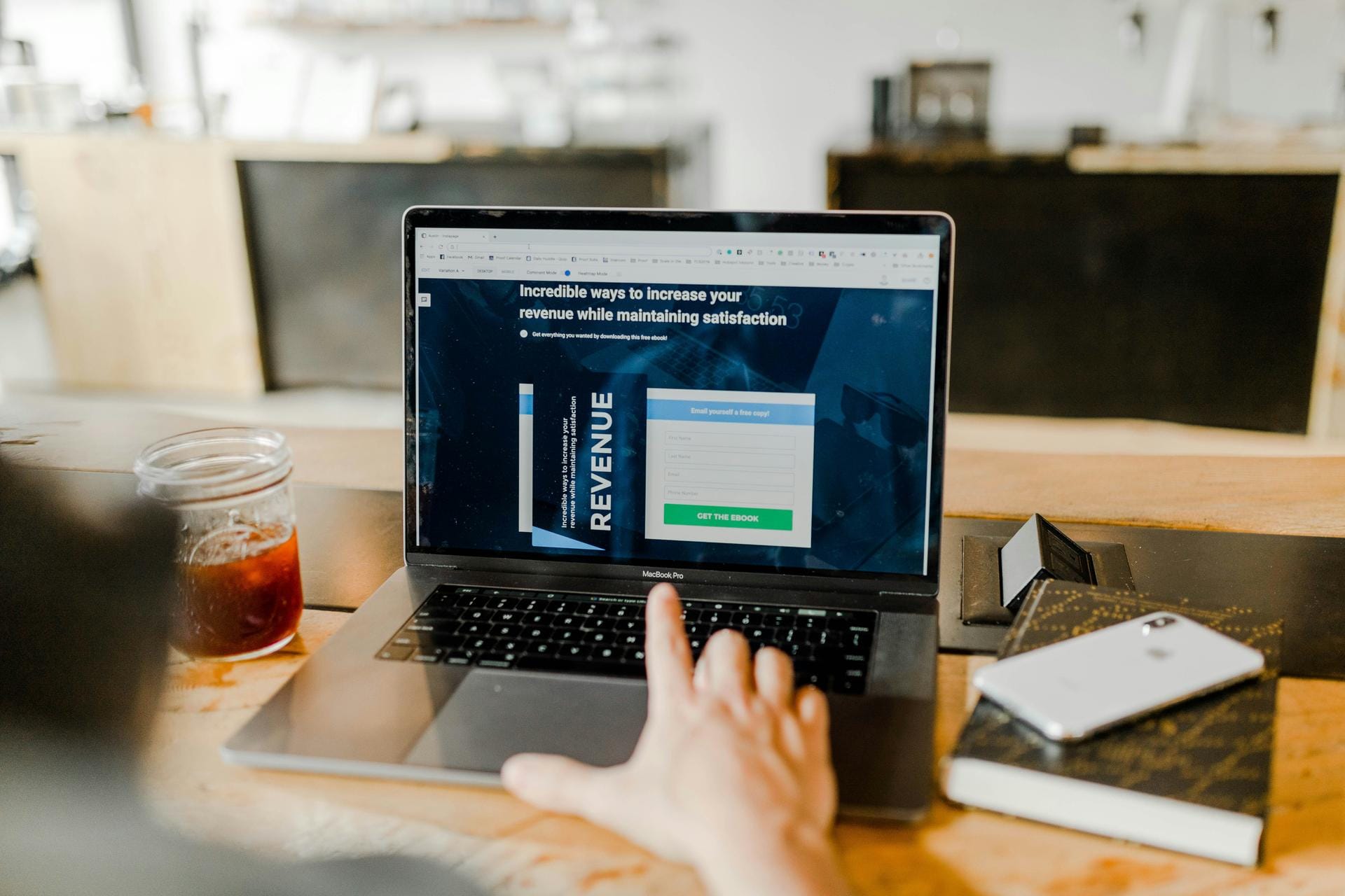 Financial Services & Insurance
